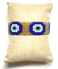 Load image into Gallery viewer, Circle eyes mostacilla bracelet
