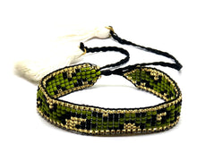 Load image into Gallery viewer, Mostacilla animal print green small
