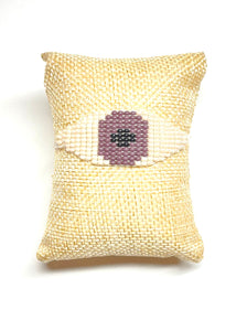 Mostacilla eye