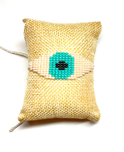 Mostacilla eye