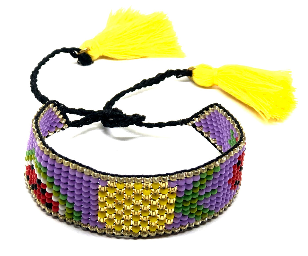Mostacilla fruits medium