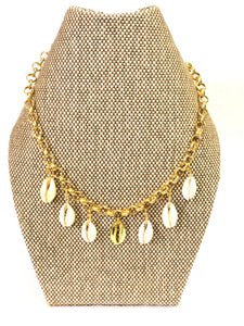 Necklace shells chain